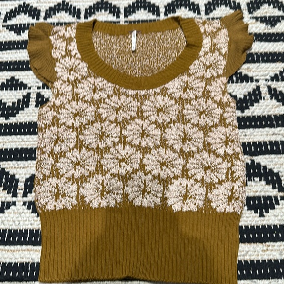 Free People Womens Sweet Daisy Pullover Sweater, Yellow, - Picture 2 of 3